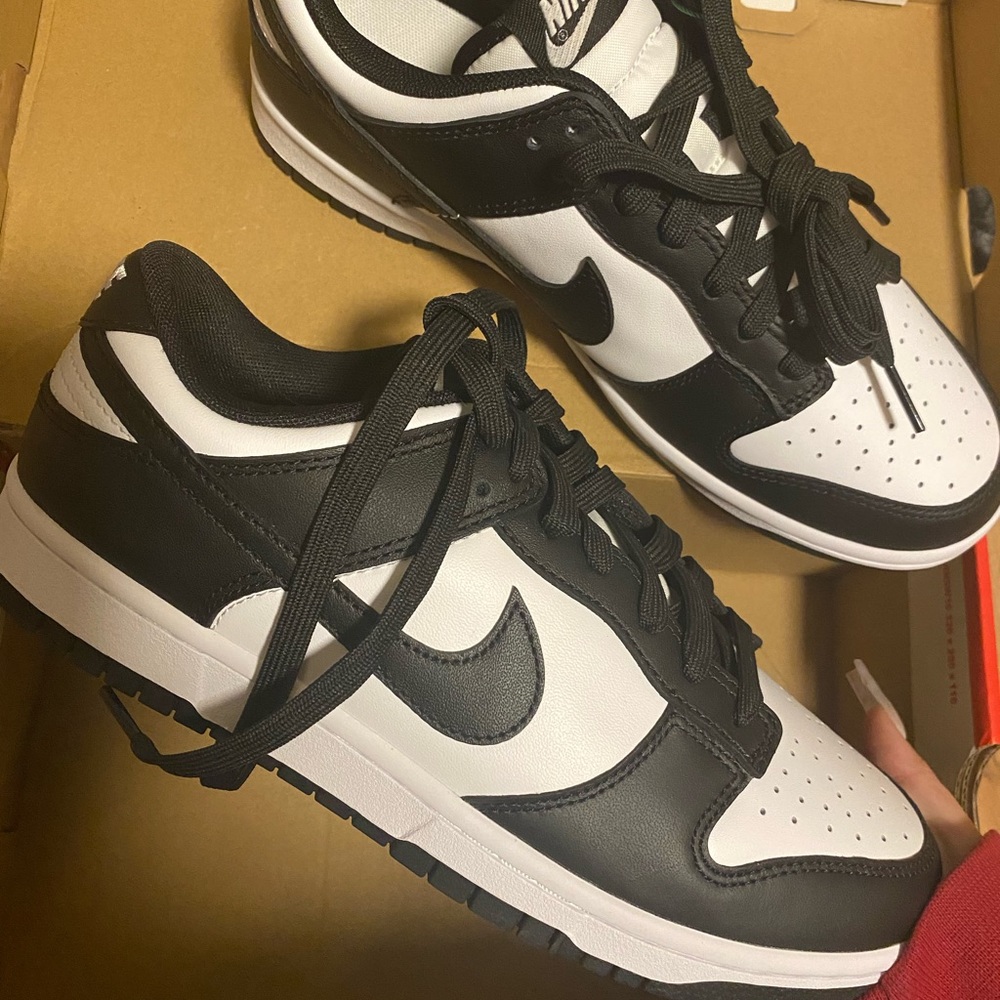 Nike Panda Dunks